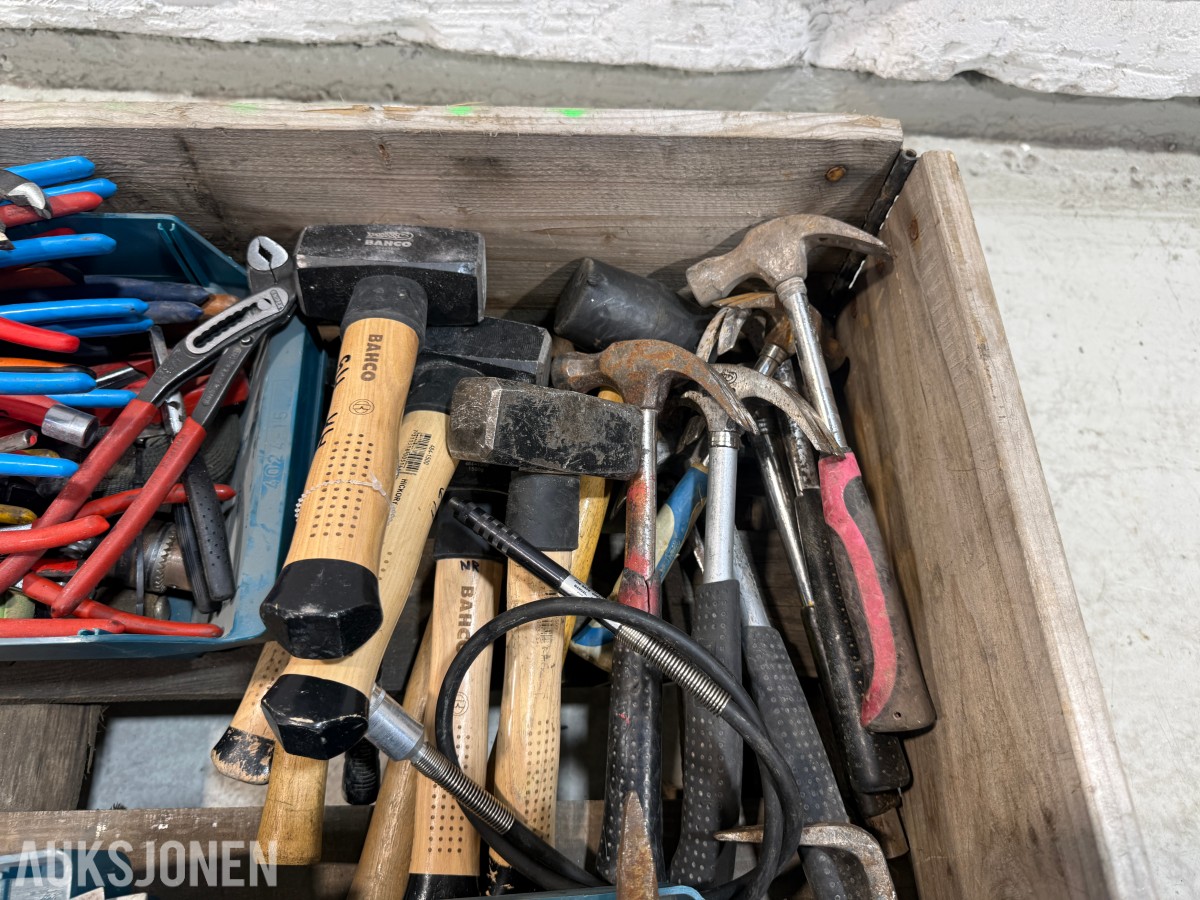 Verktøyparti med håndverktøy – Bahco, Knipex m.fl.