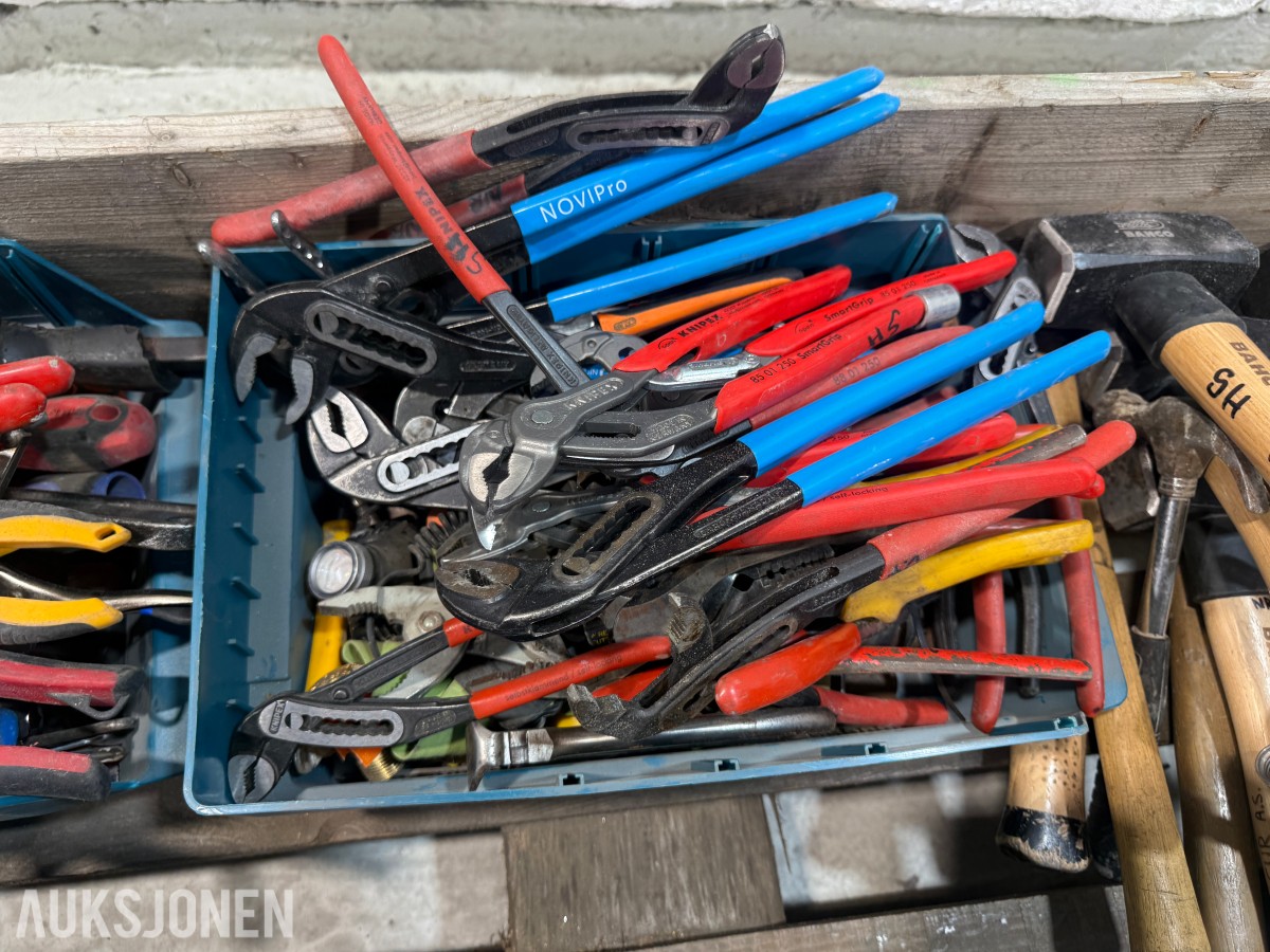 Verktøyparti med håndverktøy – Bahco, Knipex m.fl.