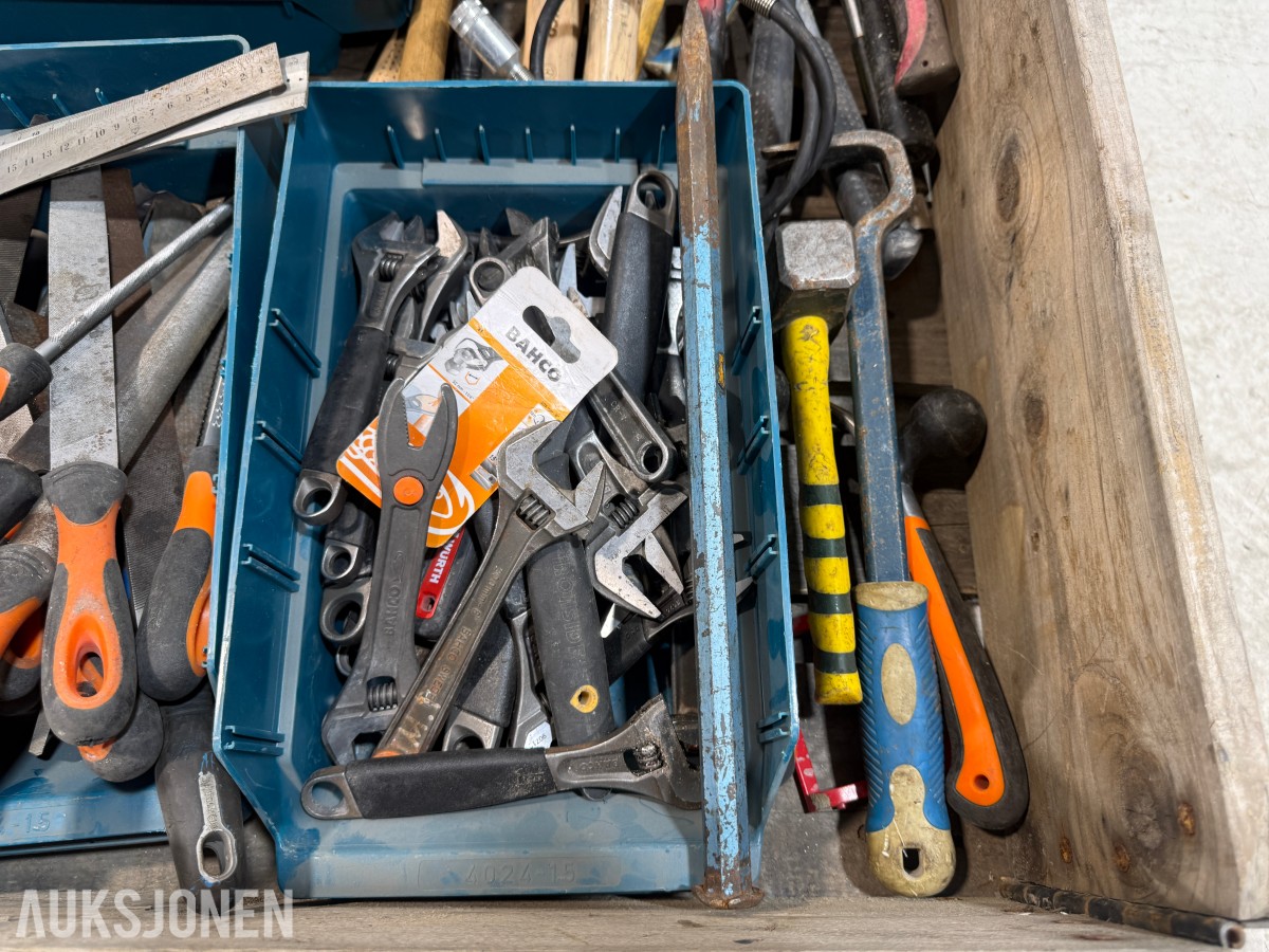 Verktøyparti med håndverktøy – Bahco, Knipex m.fl.