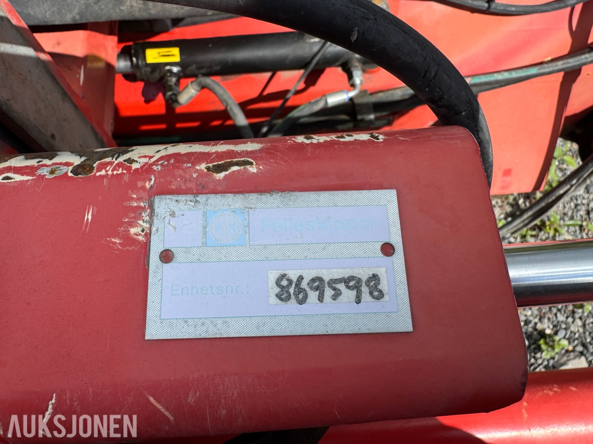Ducker FKM 240 feiemaskin / kost med sidebørste