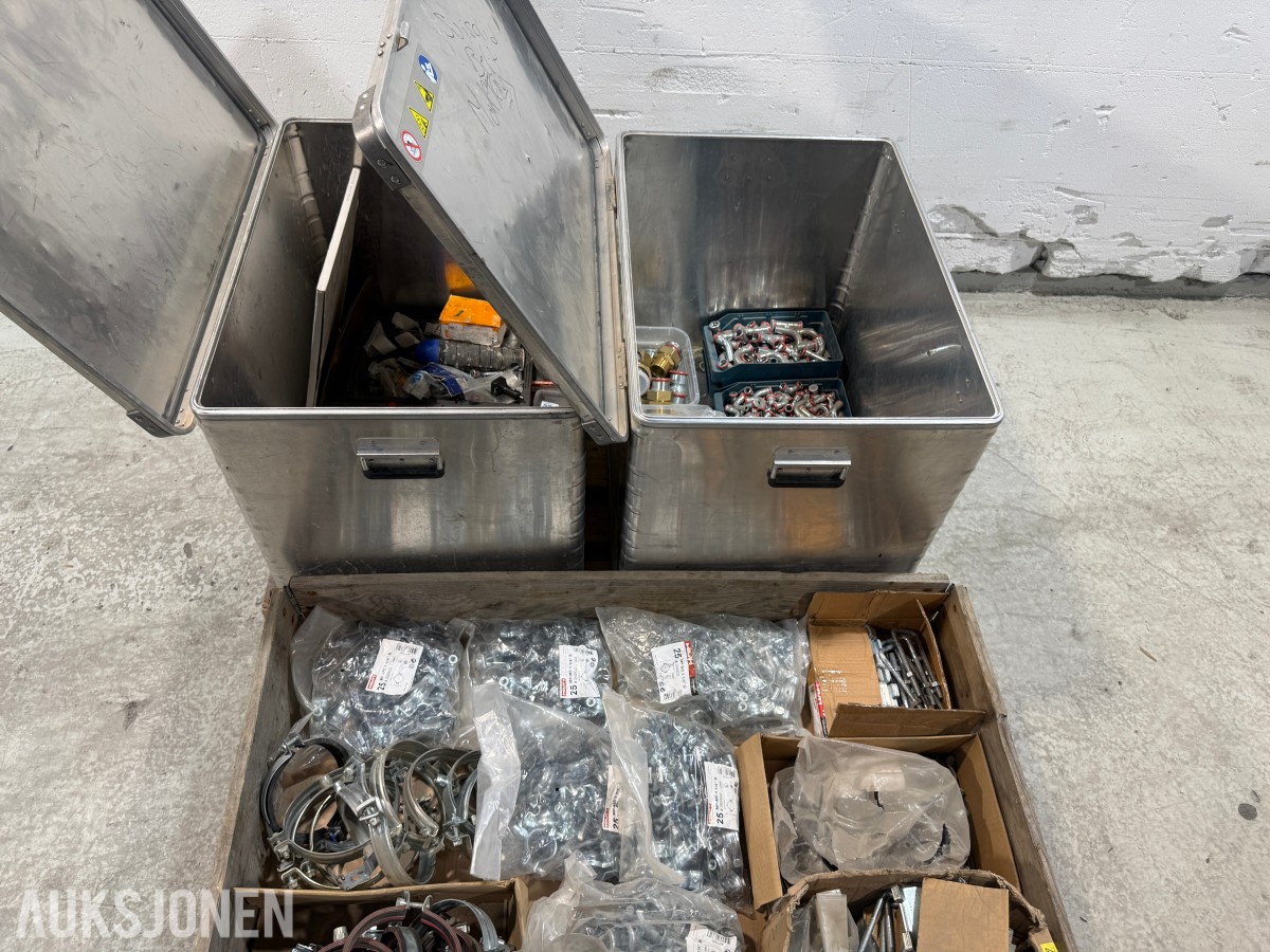 VVS- og festemateriell – Hilti, presskoblinger, rørklammer og aluminiumskassene 