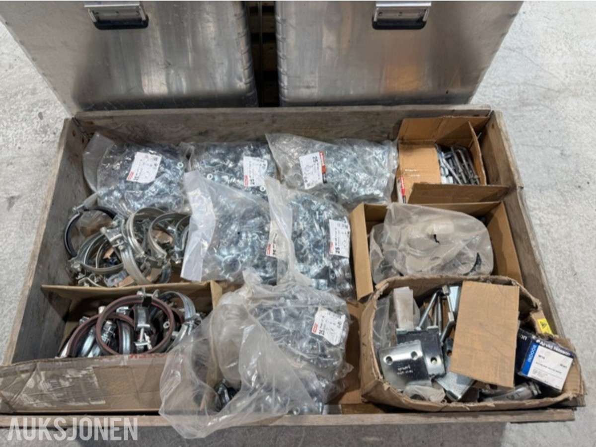 VVS- og festemateriell – Hilti, presskoblinger, rørklammer og aluminiumskassene 