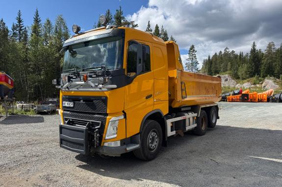 2018 Volvo FH540 6x4 tippbil – Zetterbergs tipp – 551 hk – underliggende skjær – Euro 6