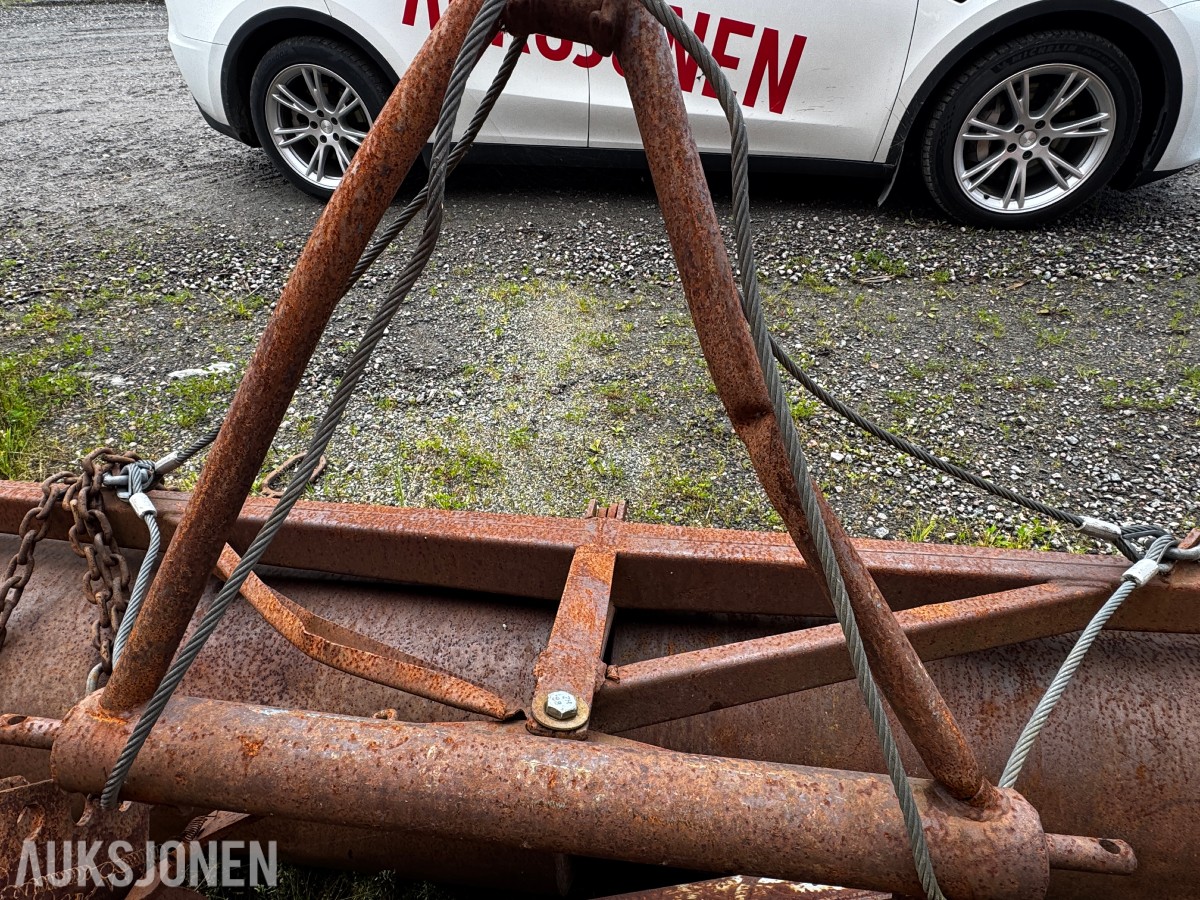 Åkerrull med trepunktsfeste bredde ca 210 cm