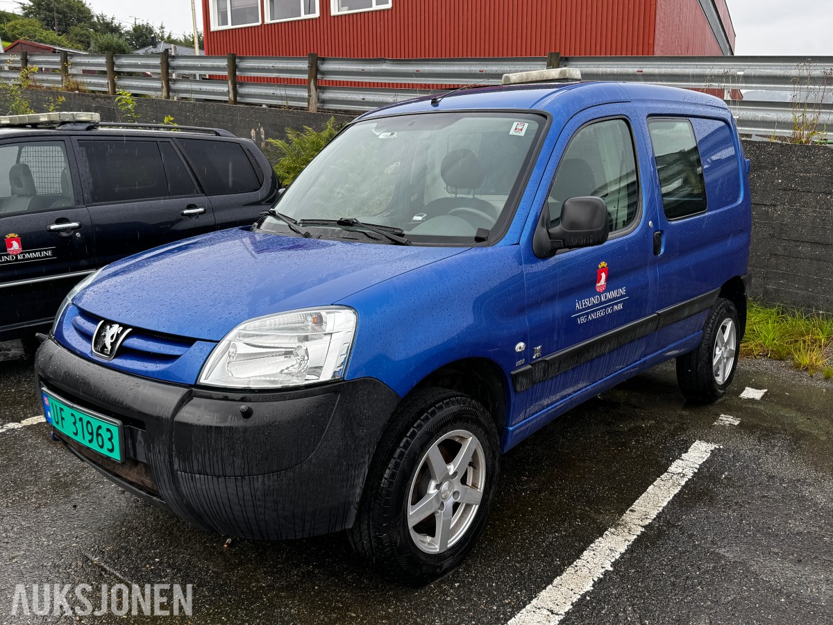 2006 Peugeot PARTNER 1.6-90 D - Manuell - Hengerfeste