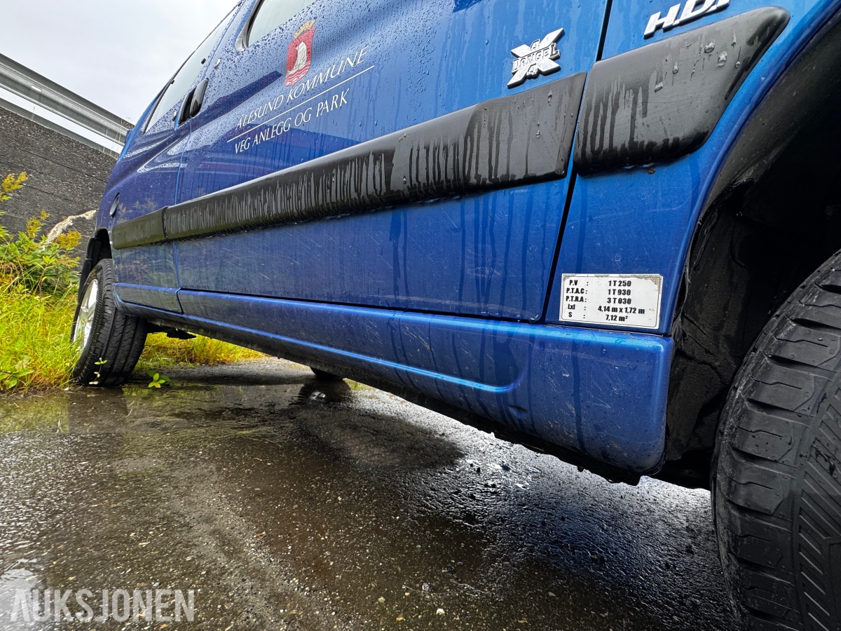 2006 Peugeot PARTNER 1.6-90 D - Manuell - Hengerfeste