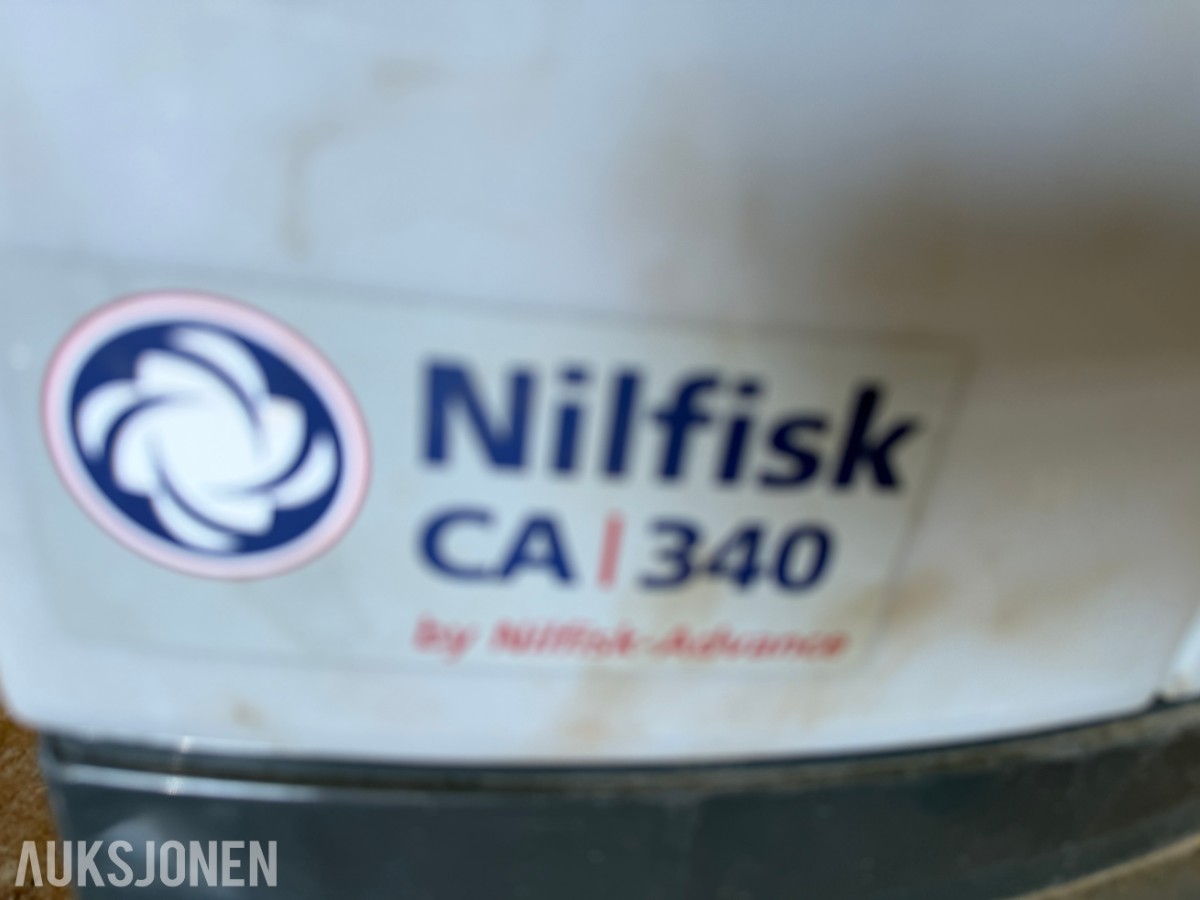 PARTI MED RENGJØRINGSMASKINER – NILFISK, TASKI, SEBO M.FL. + TILBEHØR