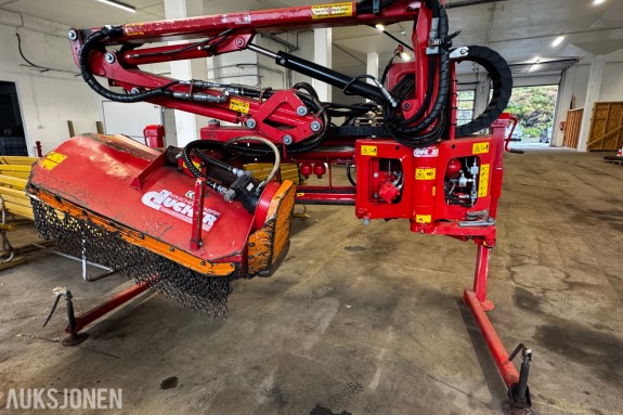 2014 Ducker MKT 134 R Kant-/skråningsklipper med hydraulisk utligger og slagklipper for traktormontering