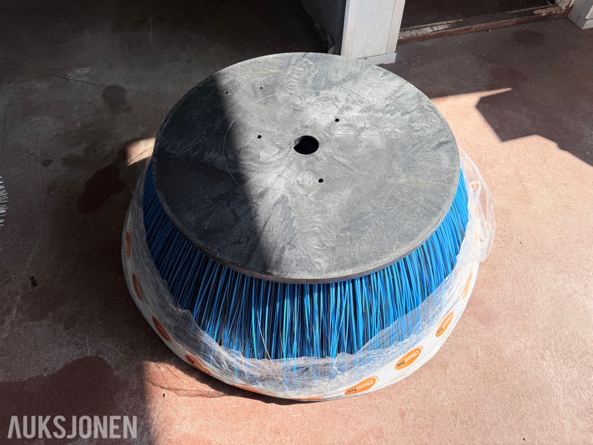FEIEBØRSTE / KOST TIL FEIEMASKIN – CA 70 CM