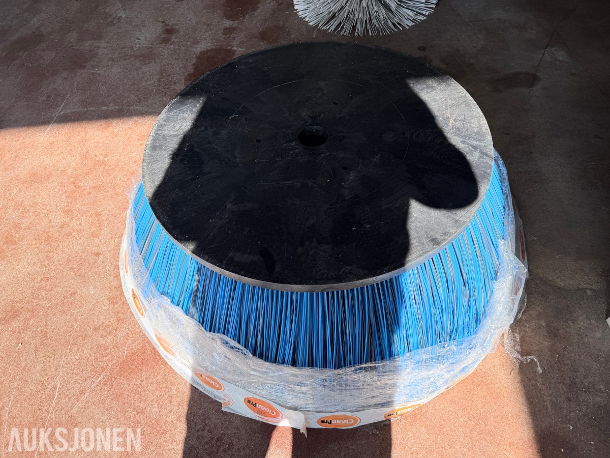 FEIEBØRSTE / KOST TIL FEIEMASKIN – CA 70 CM