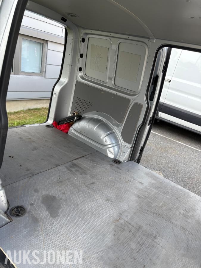 2010 Volkswagen Transporter 2.0 Diesel, Automat, Reparasjonsobjekt/delebil 