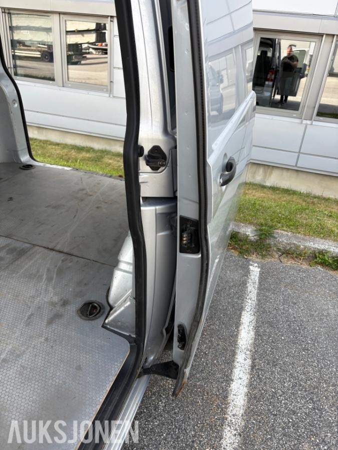 2010 Volkswagen Transporter 2.0 Diesel, Automat, Reparasjonsobjekt/delebil 