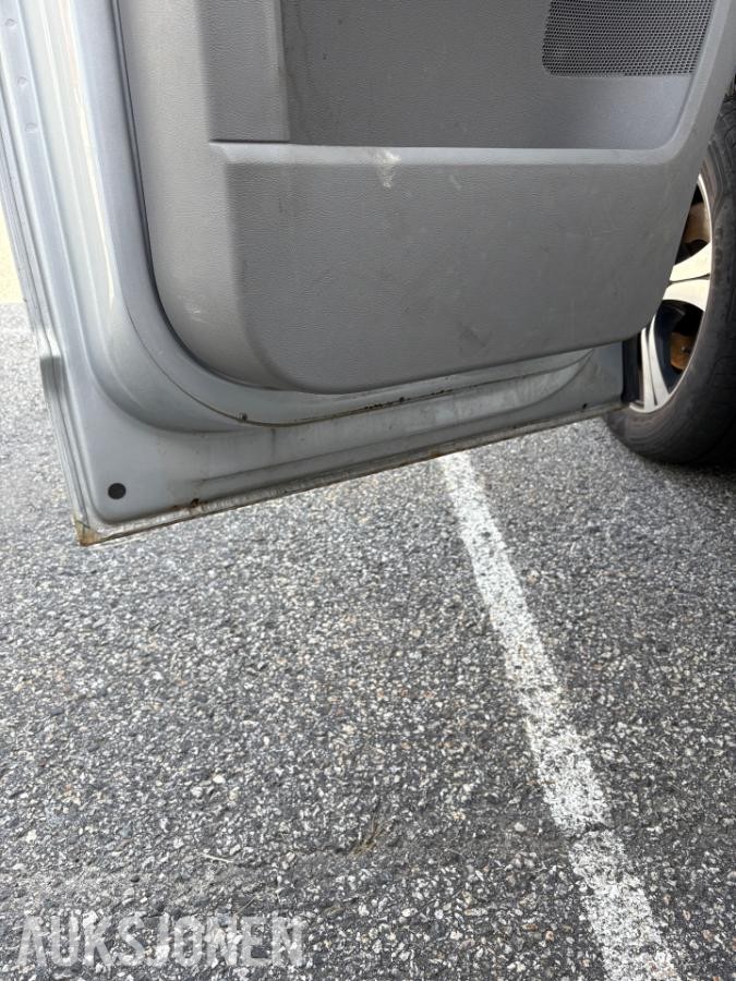 2010 Volkswagen Transporter 2.0 Diesel, Automat, Reparasjonsobjekt/delebil 
