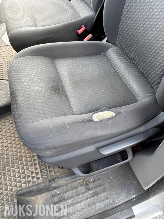 2010 Volkswagen Transporter 2.0 Diesel, Automat, Reparasjonsobjekt/delebil 