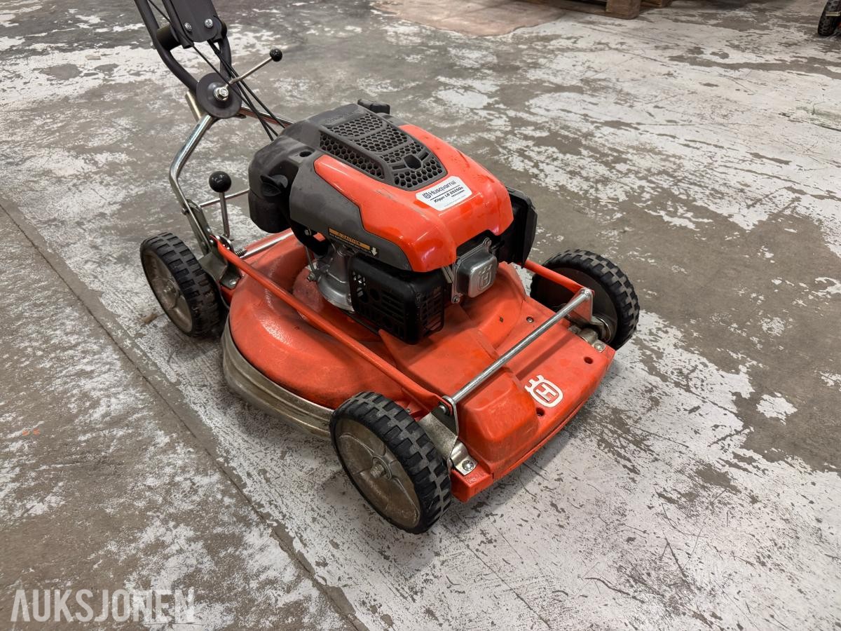 Husqvarna Klippo LB 553SQe Professional gressklipper