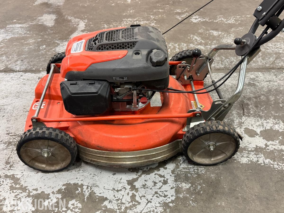 Husqvarna Klippo LB 553SQe Professional gressklipper