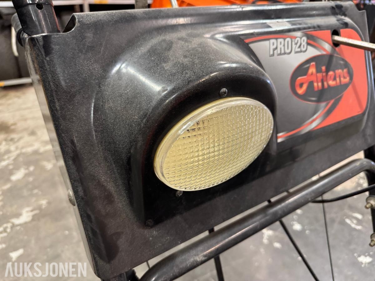 Ariens Pro-Track 28 - 2-trinns beltegående snøfreser