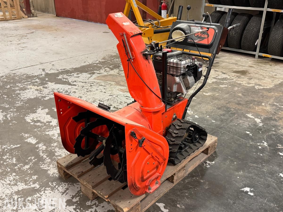 Ariens Pro-Track 28 - 2-trinns beltegående snøfreser
