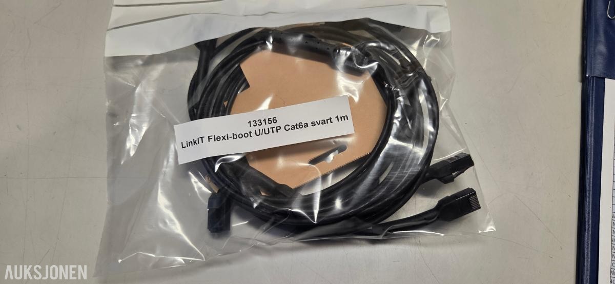Diverse Plugg, Kabel, Rack, Installasjons matriel