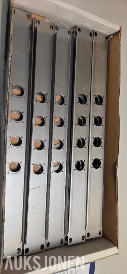 Diverse Plugg, Kabel, Rack, Installasjons matriel