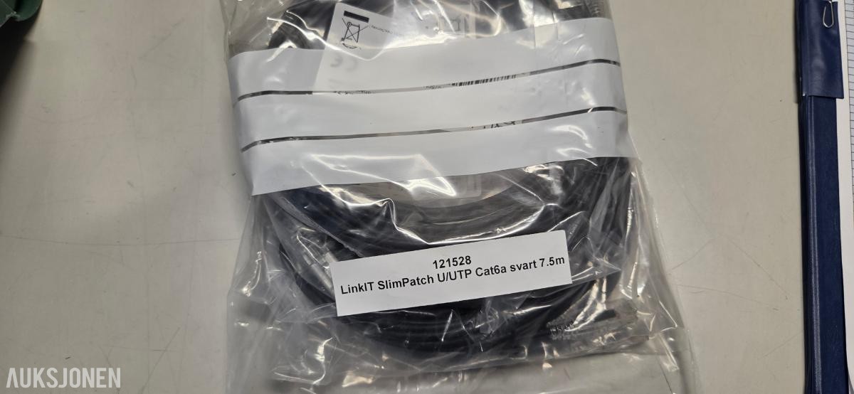 Diverse Plugg, Kabel, Rack, Installasjons matriel