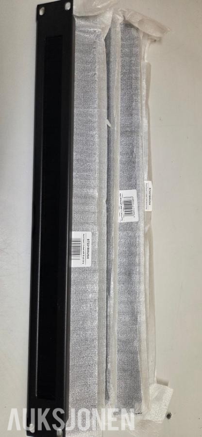 Diverse Plugg, Kabel, Rack, Installasjons matriel