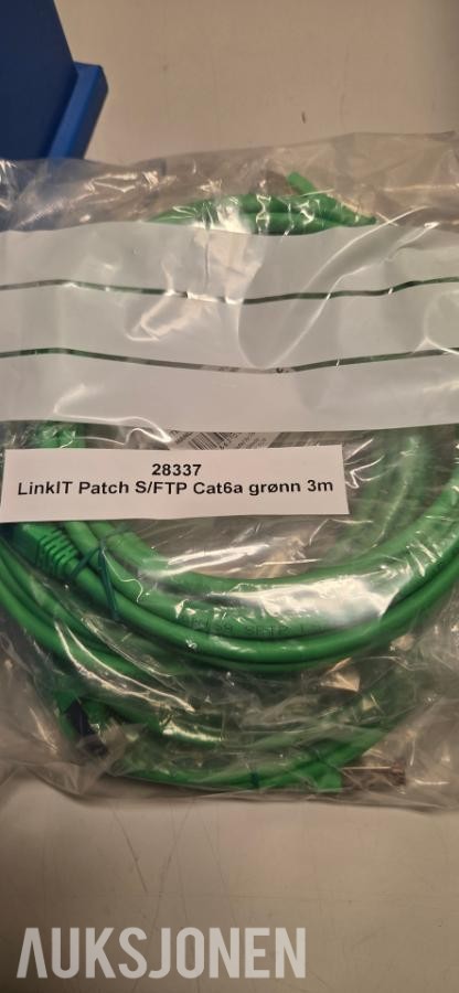 Diverse Plugg, Kabel, Rack, Installasjons matriel