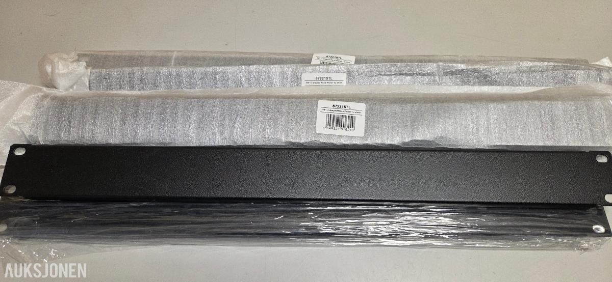 Diverse Plugg, Kabel, Rack, Installasjons matriel