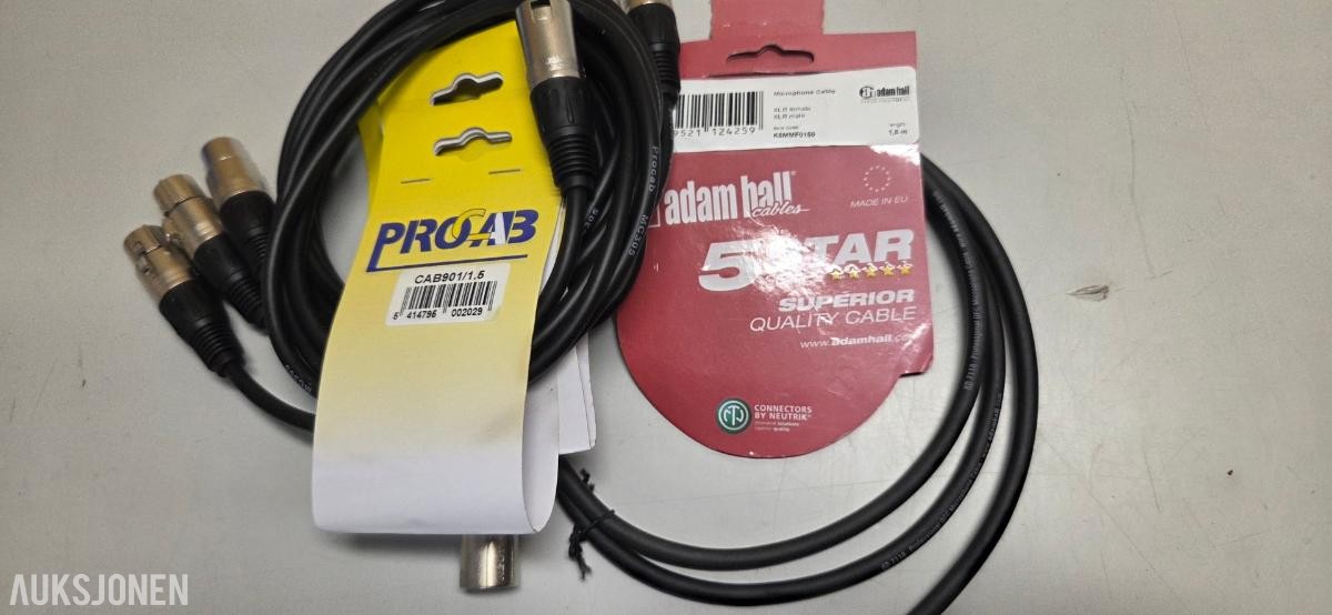 Diverse Plugg, Kabel, Rack, Installasjons matriel