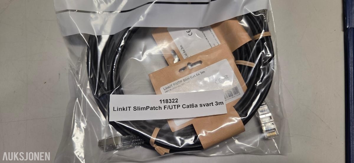 Diverse Plugg, Kabel, Rack, Installasjons matriel