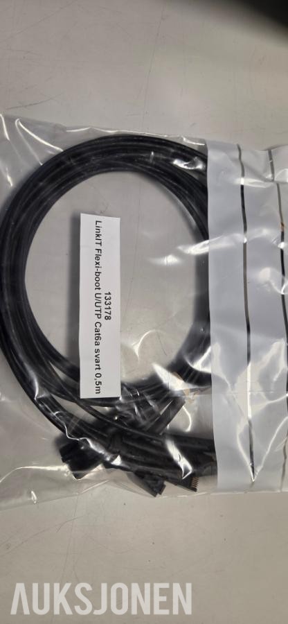 Diverse Plugg, Kabel, Rack, Installasjons matriel