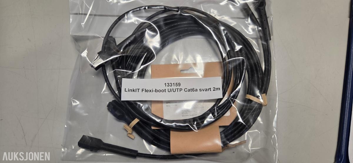 Diverse Plugg, Kabel, Rack, Installasjons matriel