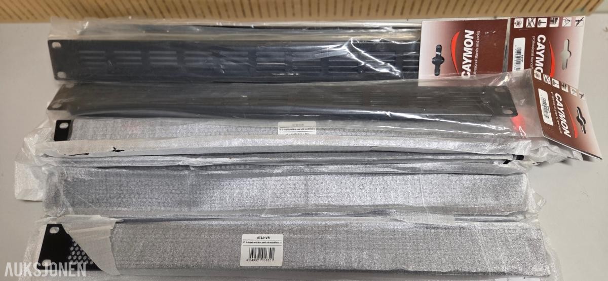 Diverse Plugg, Kabel, Rack, Installasjons matriel