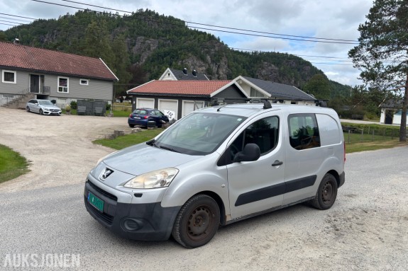 2009 Peugeot PARTNER 1.6-90 D REP OBJEKT / DELEBIL
