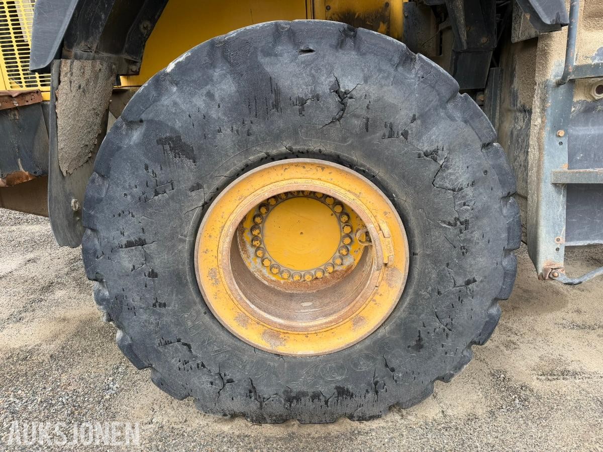 2004 Komatsu WA470-5H hjullaster