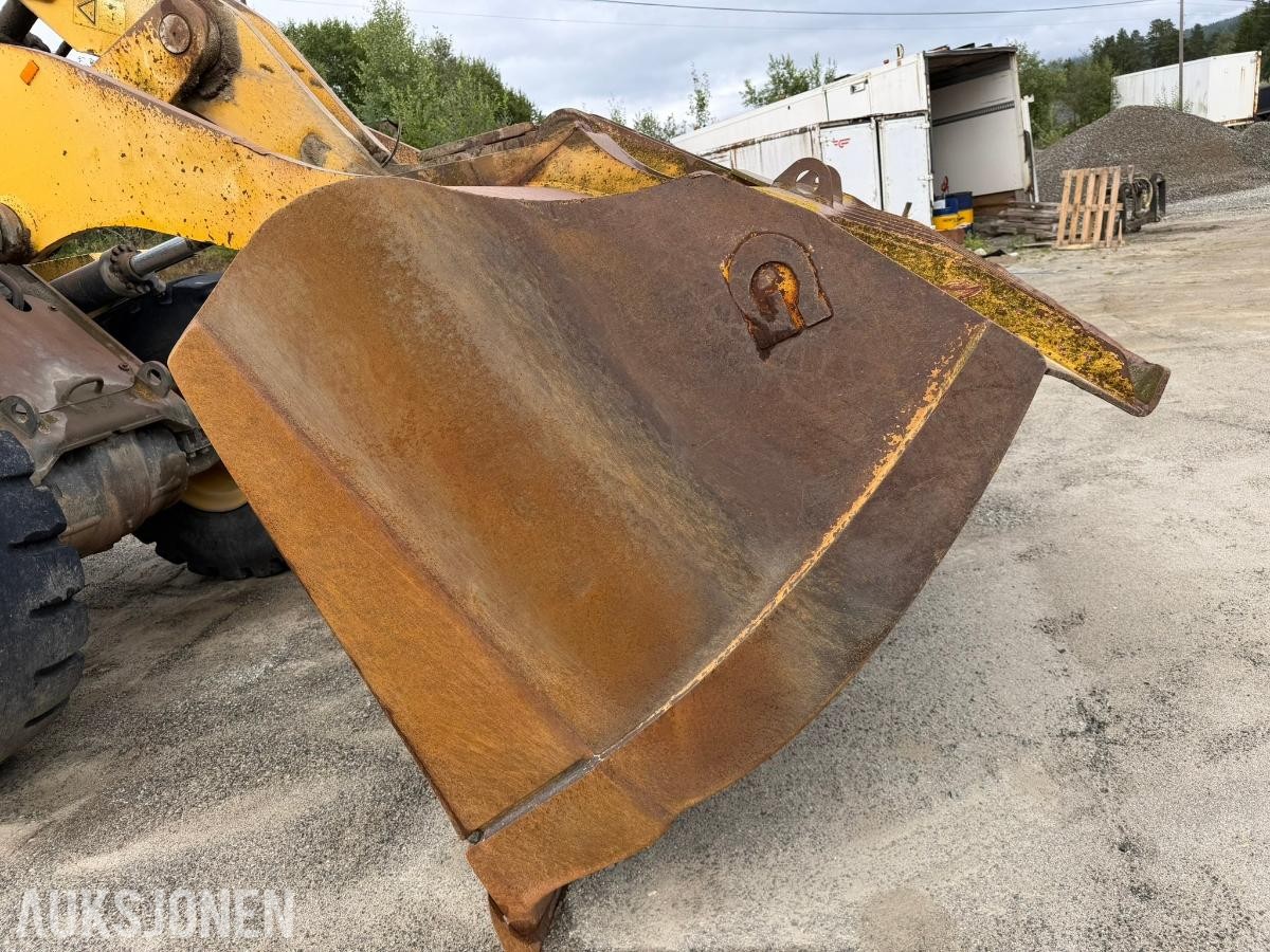 2004 Komatsu WA470-5H hjullaster
