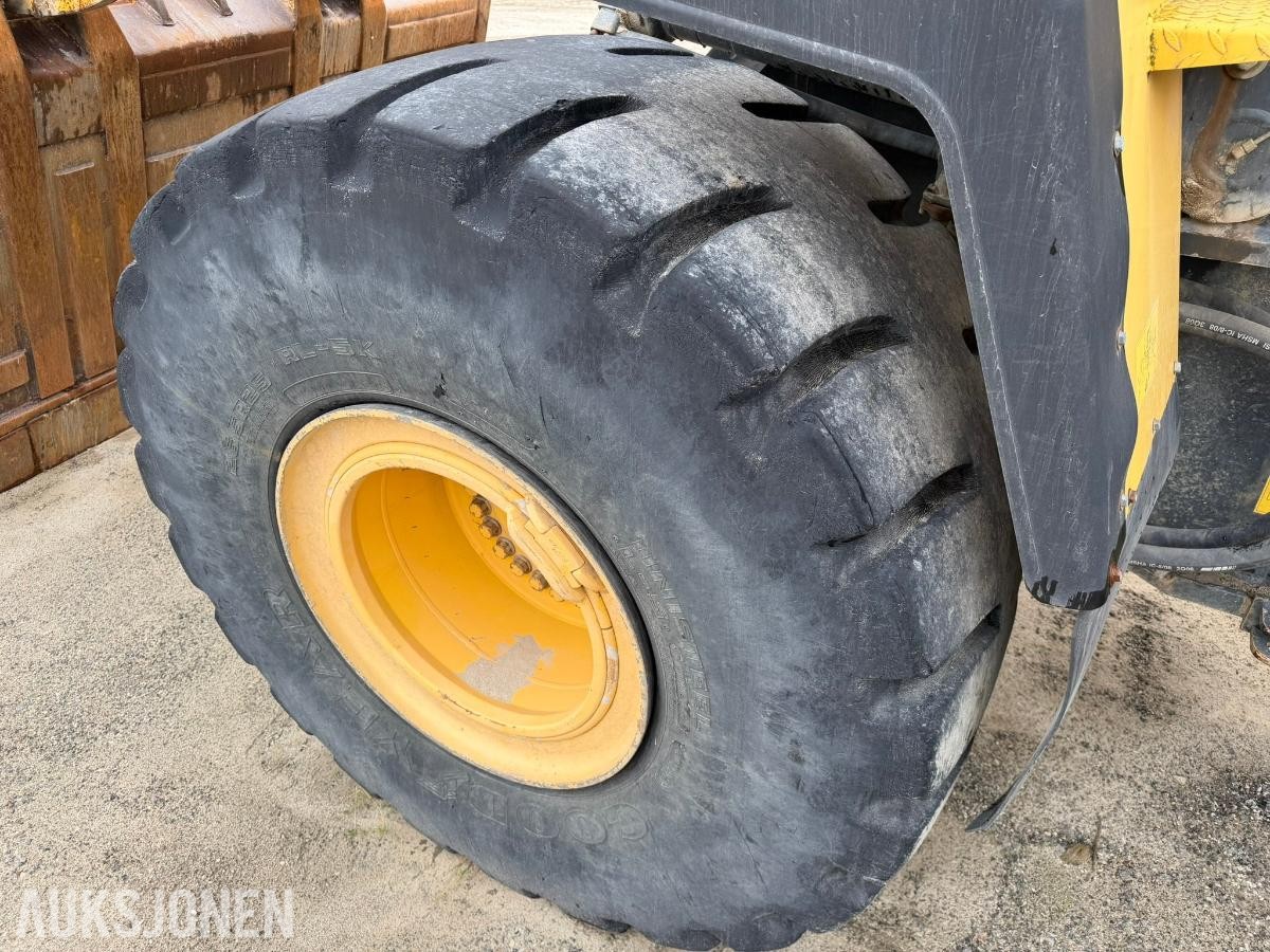 2004 Komatsu WA470-5H hjullaster