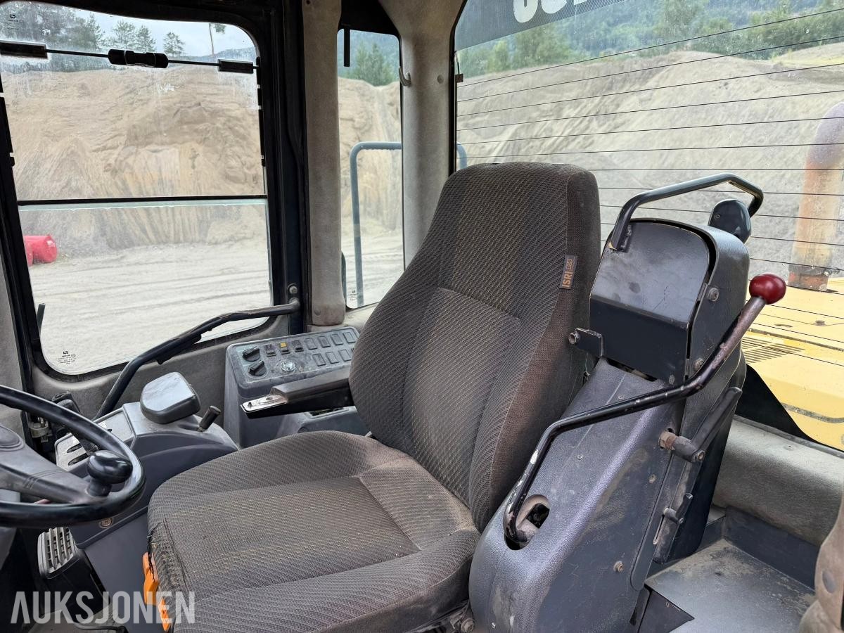 2004 Komatsu WA470-5H hjullaster