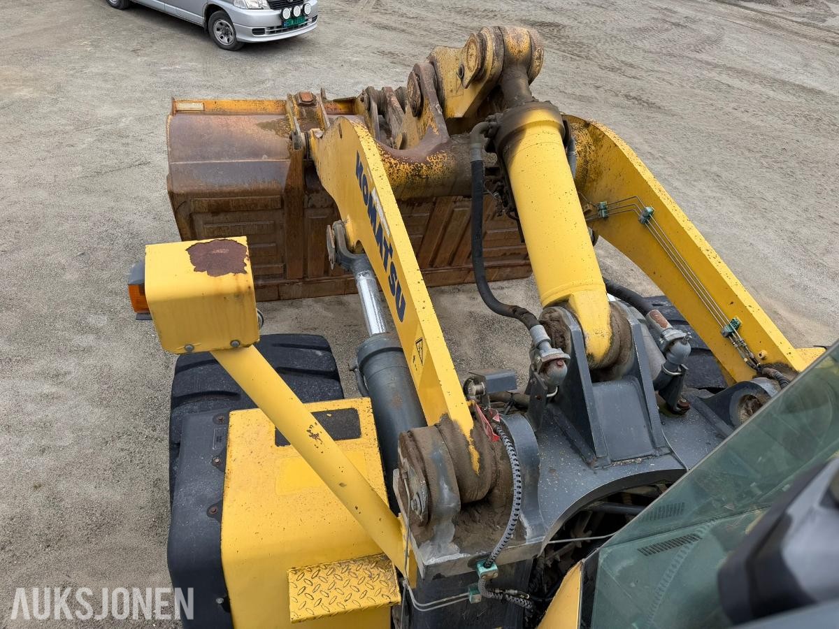2004 Komatsu WA470-5H hjullaster