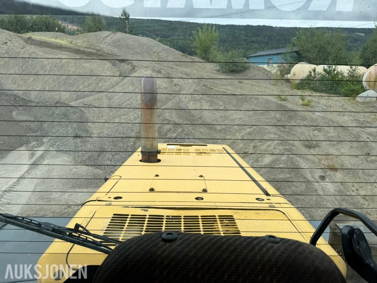 2004 Komatsu WA470-5H hjullaster