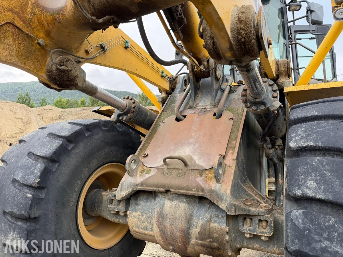 2004 Komatsu WA470-5H hjullaster