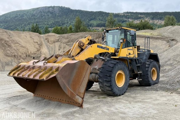 2004 Komatsu WA470-5H hjullaster