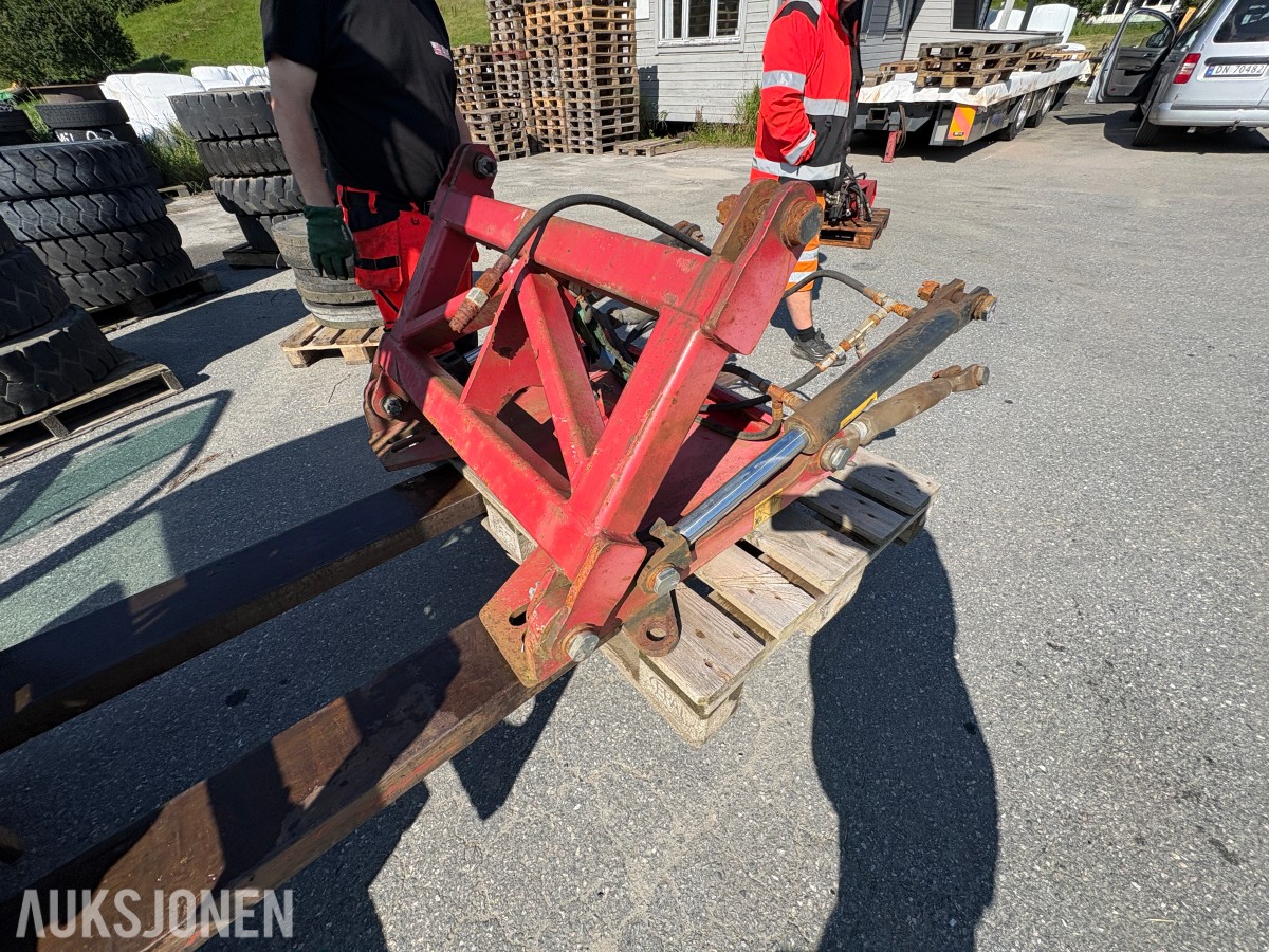 Parallellogram for lastebil – brøyteutstyr