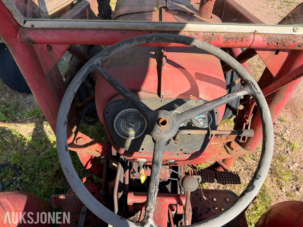 1975 Volvo 320D traktor
