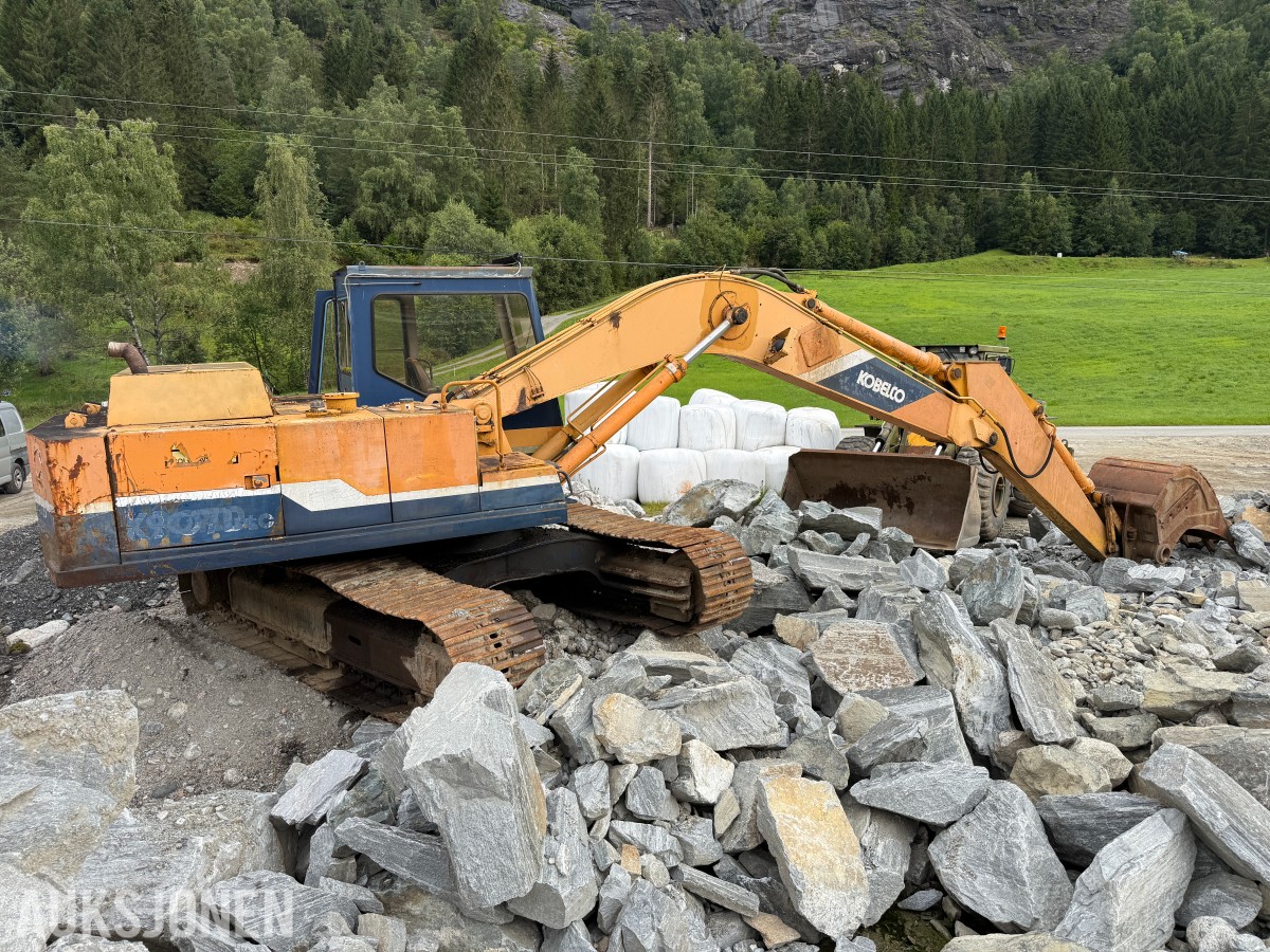 1987 Kobelco K907D - Gravemaskin + delemaskin