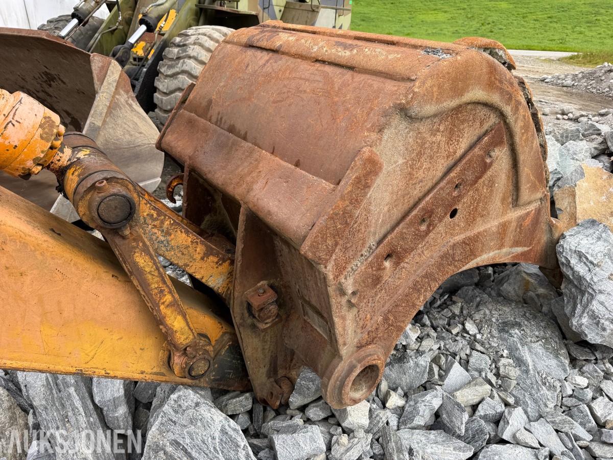 1987 Kobelco K907D - Gravemaskin + delemaskin