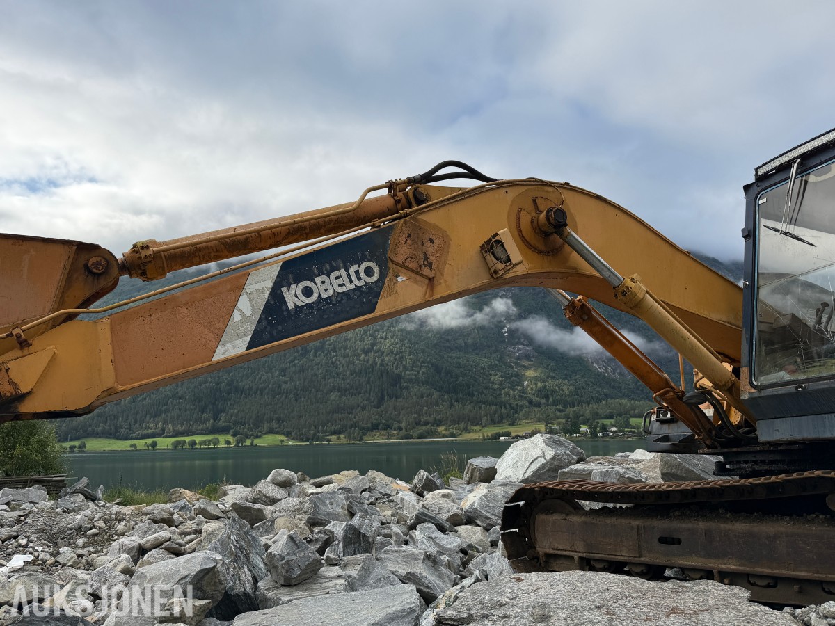 1987 Kobelco K907D - Gravemaskin + delemaskin