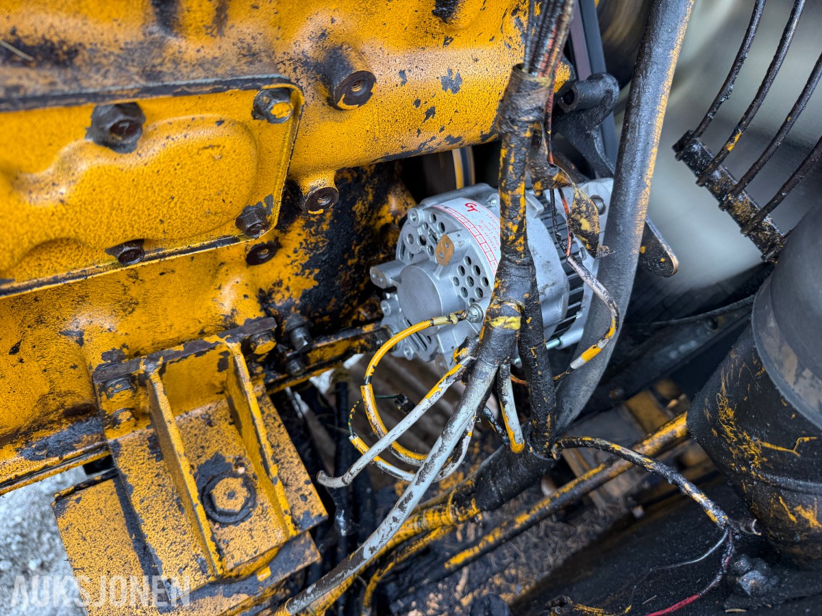 1987 Kobelco K907D - Gravemaskin + delemaskin