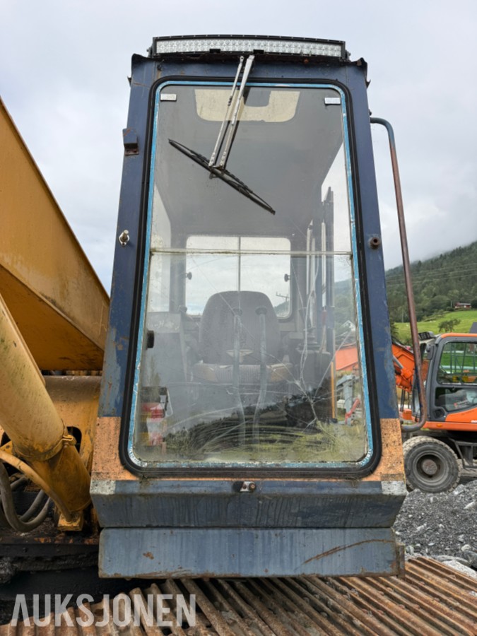 1987 Kobelco K907D - Gravemaskin + delemaskin