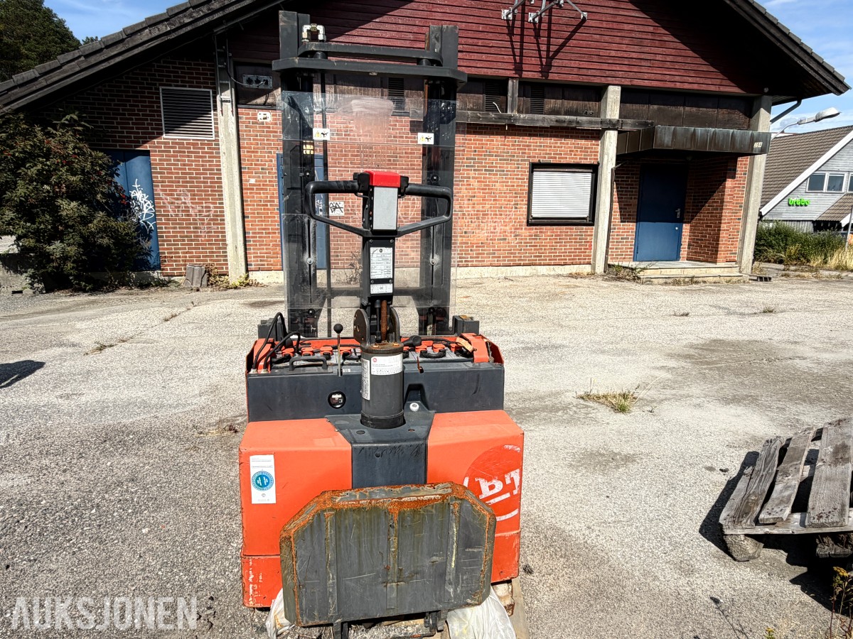 2003 BT LSF 1250/11 ELEKTRISK STABLER – 1 250 KG